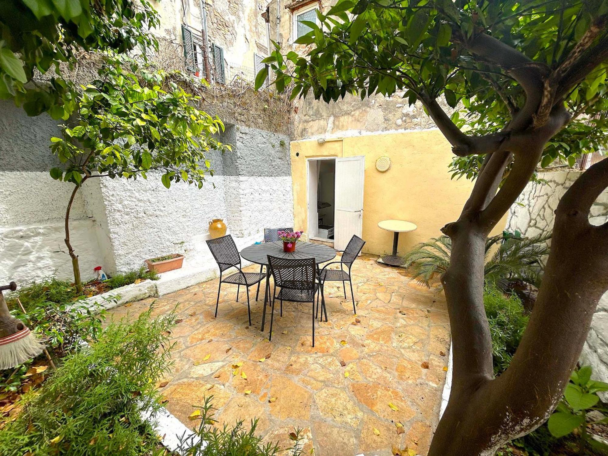 Traditional House With Ivy Garden Corfu  Extérieur photo