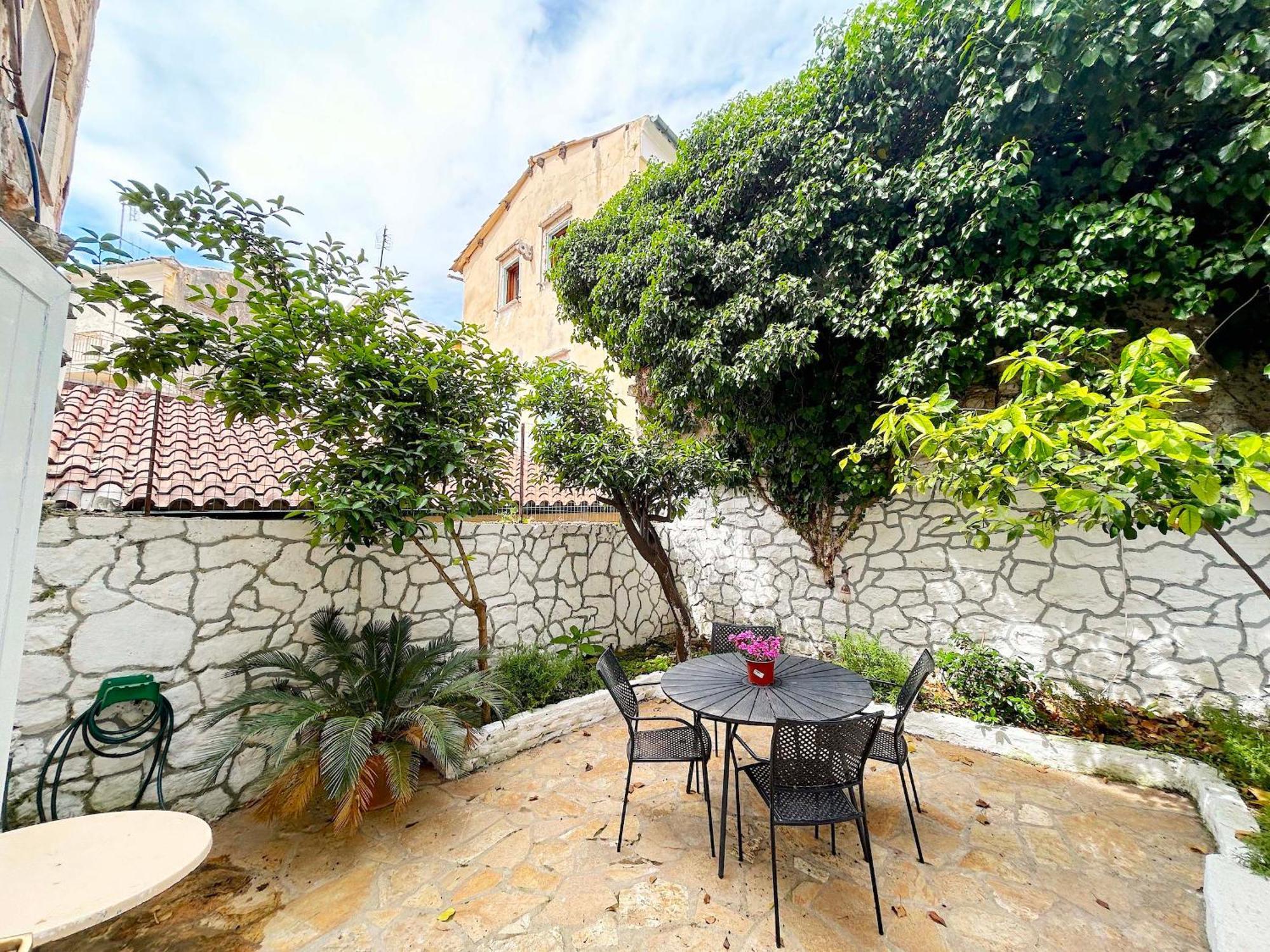 Traditional House With Ivy Garden Corfu  Extérieur photo